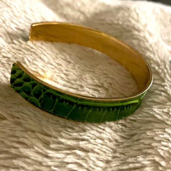 Green snakeskin bangles - Picture 4 of 4